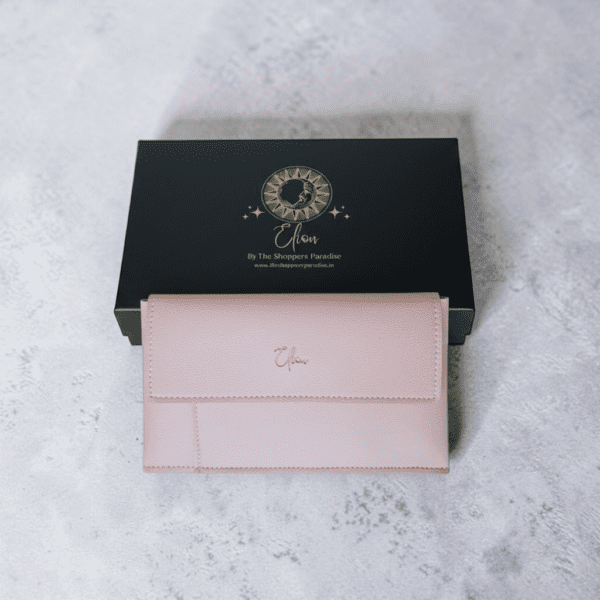 Slim women’s clutch wallet with zipper pocket and card slots